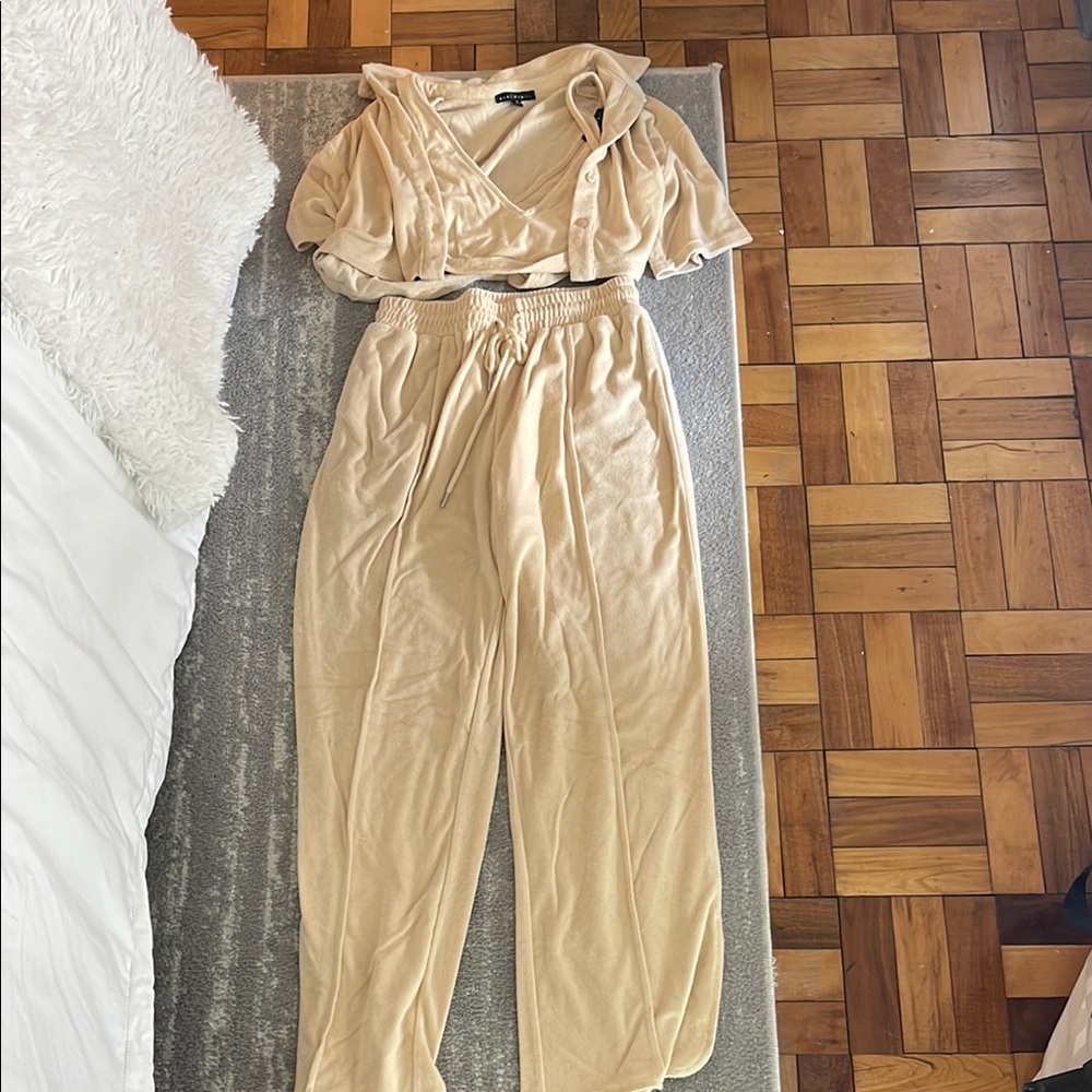 Elegant Cream 3 piece set